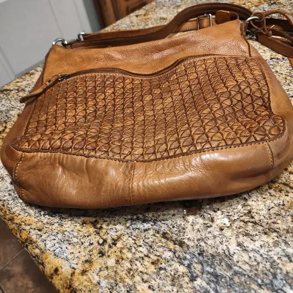 Genuine Leather Brown Shoulder Bag with Zipper Pocket - Picture 5 of 16